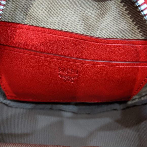 MCM Essential Monogrammed Double-Pouch Viva Red - Picture 6 of 8